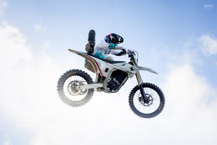 Dust Moto Hightail electric dirt bike