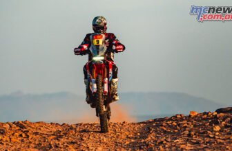 Brabec leads Honda 1-2 across Dakar Stage 6 on Sat...