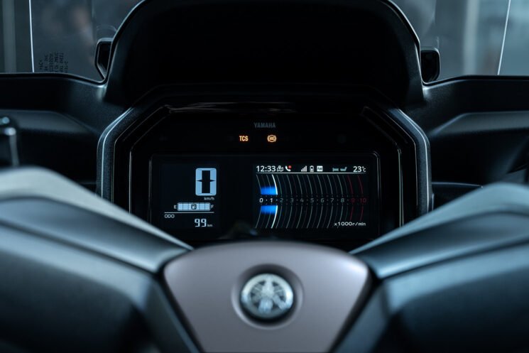 2025 Yamaha XMAX sport scooter