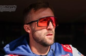 Supercross injury list grows as broken fib confirm...