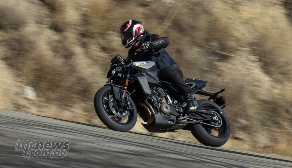 The Vitpilen 801 is the 'cafe racer' to the Svartpilen 801 'scrambler'
