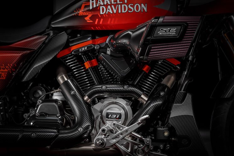 2025 Harley-Davidson CVO Road Glide RR race-inspired bagger
