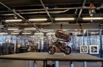 They’re Teaching Robots How to Stunt Ride Mo...