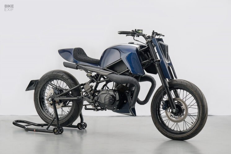 Suzuki BS125 by ZeroVector from the Speed and Crafts custom bike show