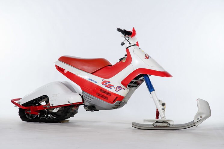 Rare 1992 Honda EZ-Snow snowmobile