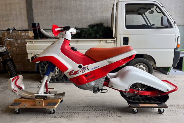 Rare 1992 Honda EZ-Snow snowmobile