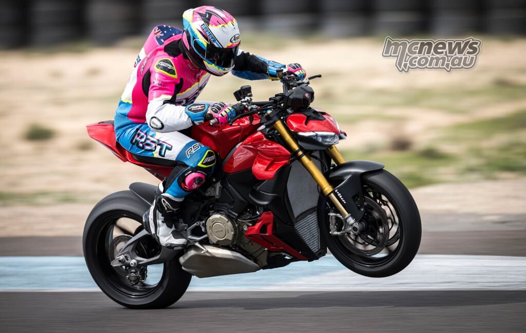 2025 Ducati Streetfighter V4 S