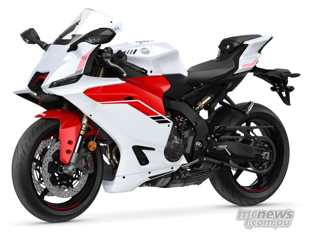 Yamaha YZF-R9 Review