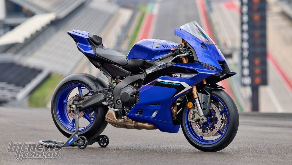 Yamaha YZF-R9 Review