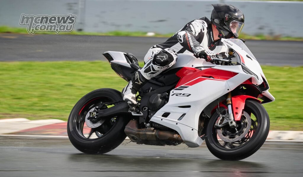 Yamaha YZF-R9 Review