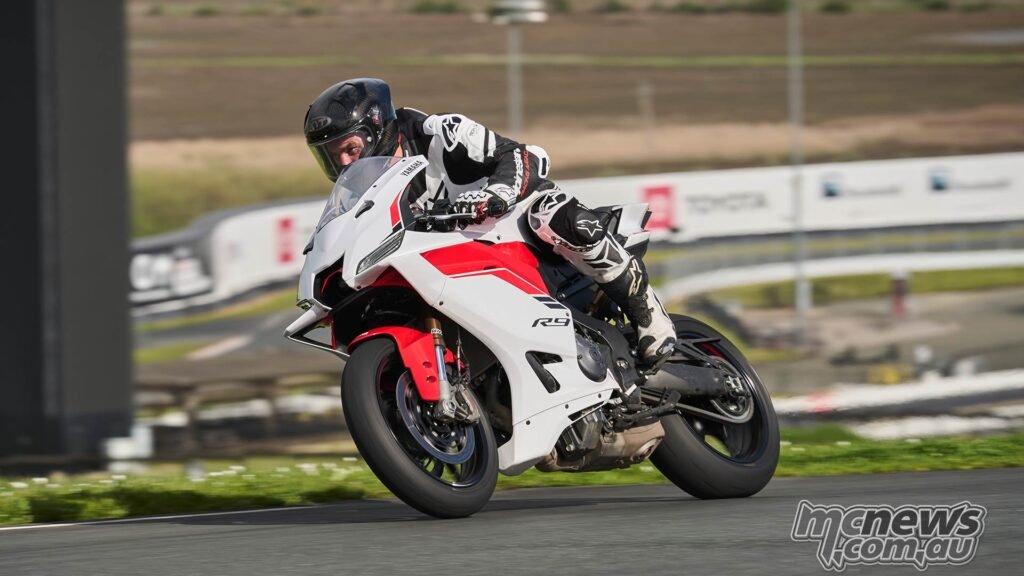 Yamaha R9 Review