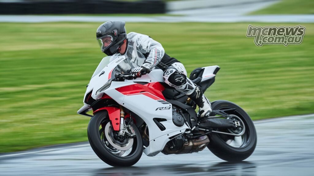 Yamaha YZF-R9 Review