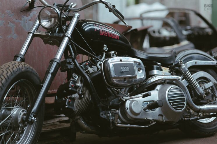 Three-cylinder Harley-Davidson Shovelhead