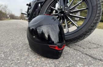 Scorpion EXO-Eclipse Solid Helmet Review