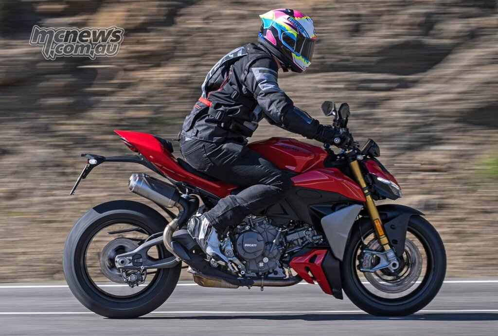 Ducati Streetfighter V2 S Review