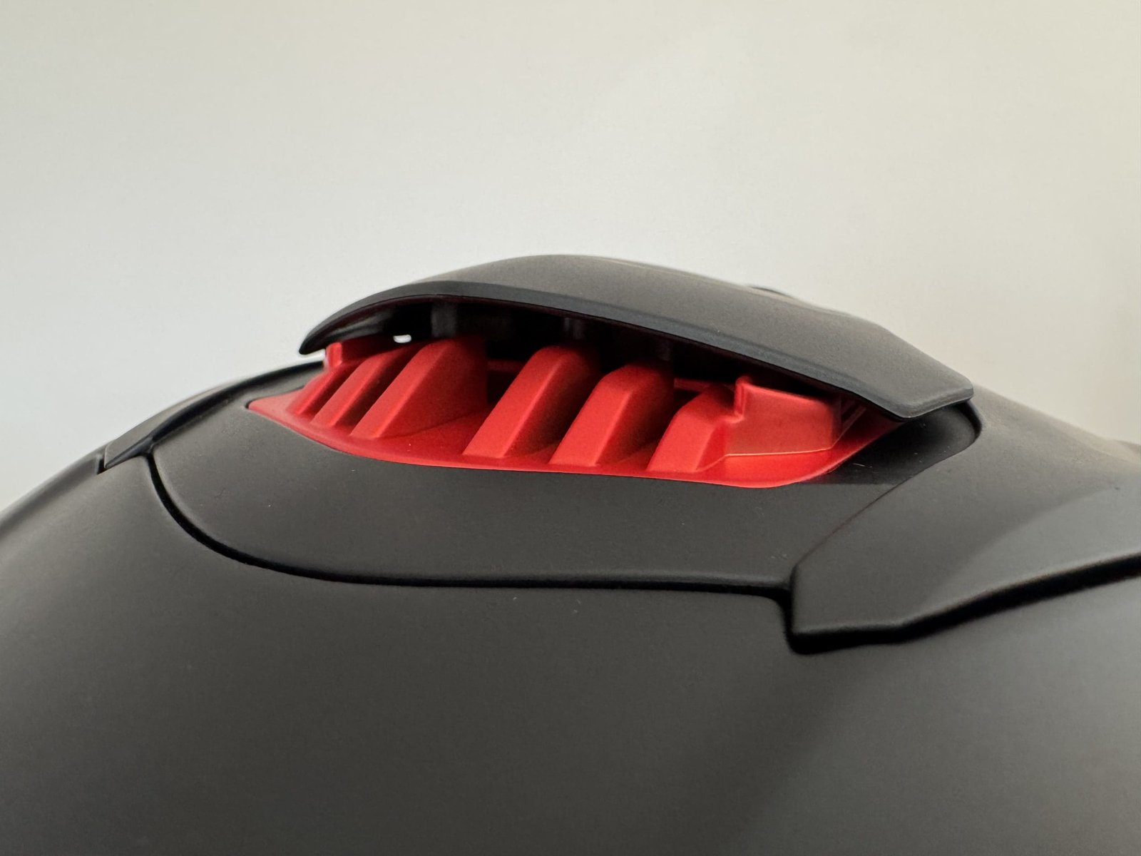 Top vent on the Scorpion EXO-Eclipse helmet