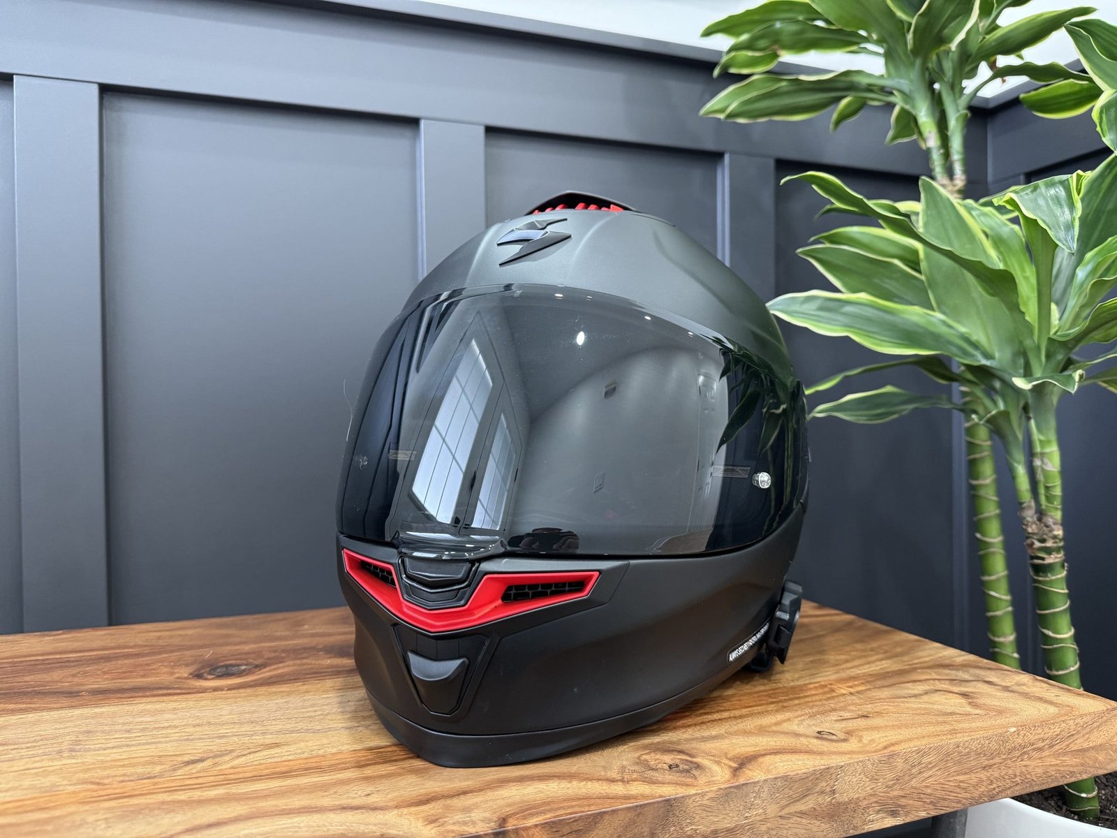 Scorpion EXO-Eclipse Solid helmet front angle view