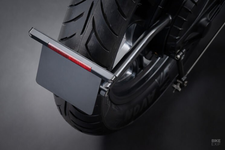 BMW R80 café racer by Earth Motorcycles 