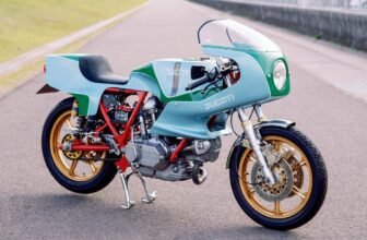 Lakefront Dreaming: A lavish 1981 Ducati 900 MHR r...