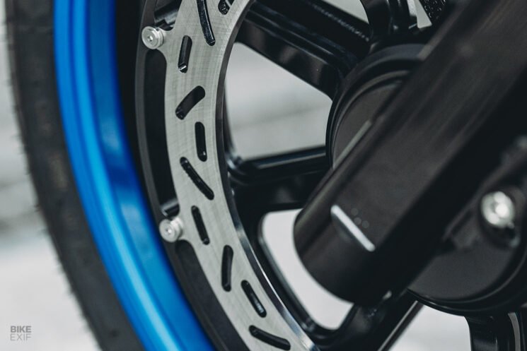 Custom Harley-Davidson Breakout by Fangster