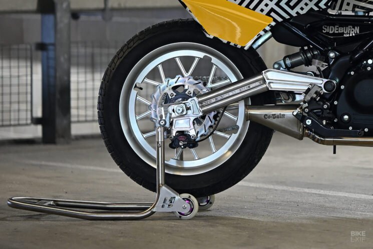 Sideburn Magazine's Royal Enfield Guerrilla 450 street tracker