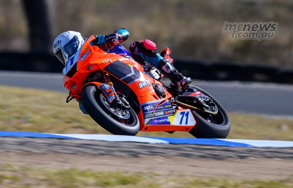 Tom Edwards is back in the Supersport class with Team BWR