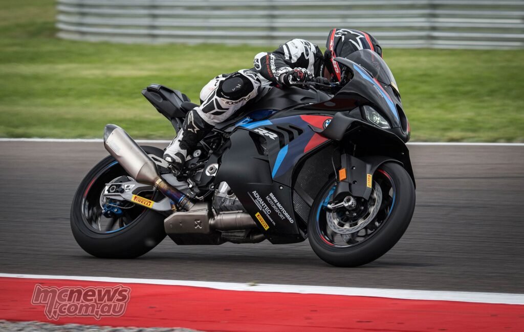2025 BMW M 1000 RR