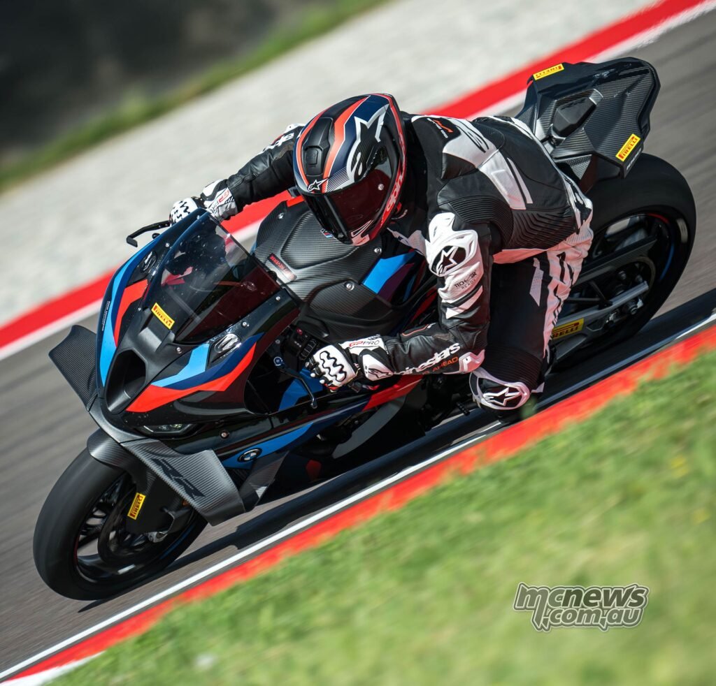 2025 BMW M 1000 RR