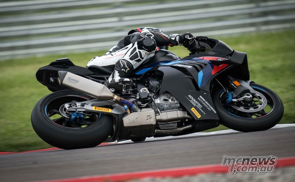2025 BMW M 1000 RR