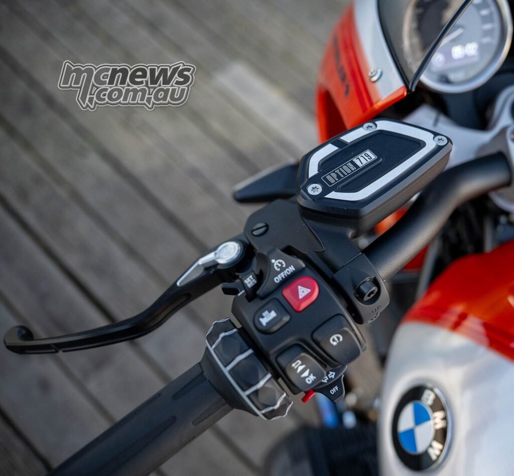 BMW R 12 S
