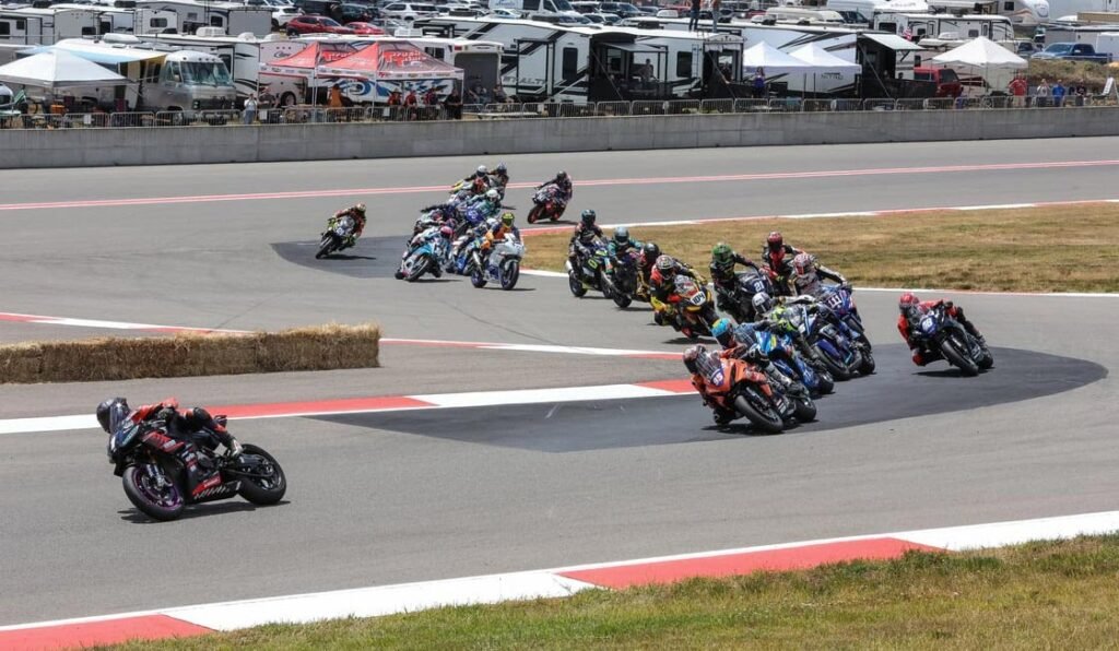 Alessandro Di Mario (1) gapped the field in just two corners and ended up winning the SC-Project Twins Cup race by over 12 seconds. Photo by Brian J. Nelson