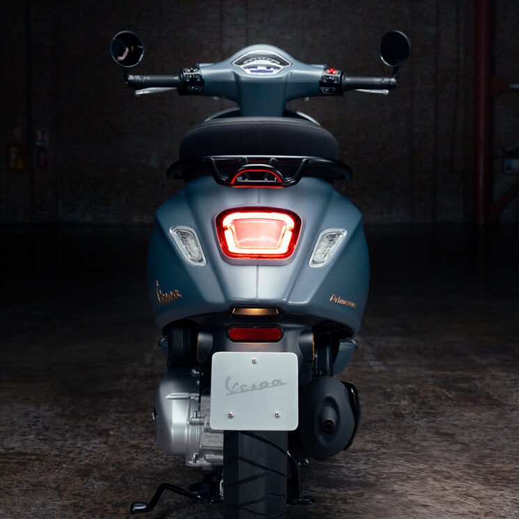 2025 Vespa Officina 8 special edition scooter