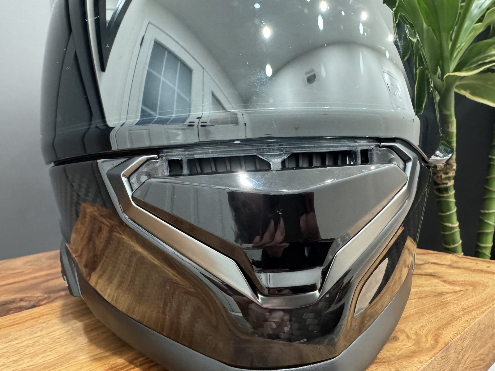 Chin vent on the HJC RPHA 71 Carbon