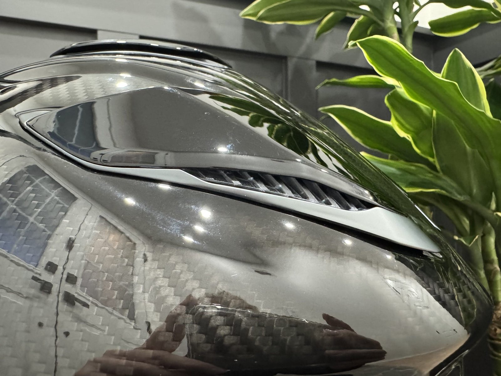 Rear exhaust vent on the HJC RPHA 71 Carbon Helmet