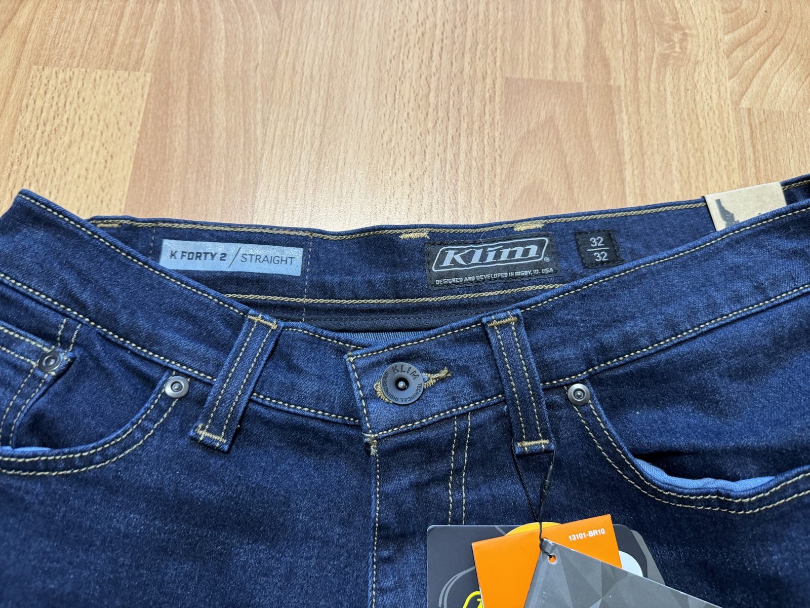 Waist band photo fo the Klim K forty 2 jeans