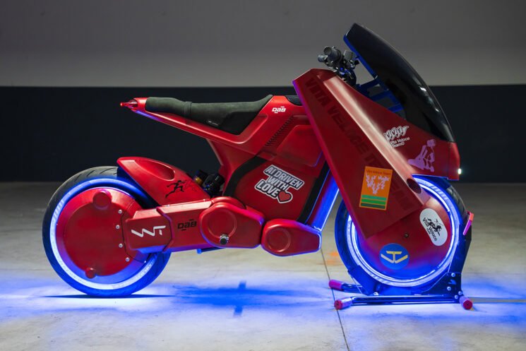 Electric Akira motorcycle by J Balvin and DAB Motors