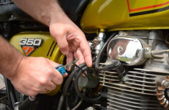 Knives for Motorcycle Riders