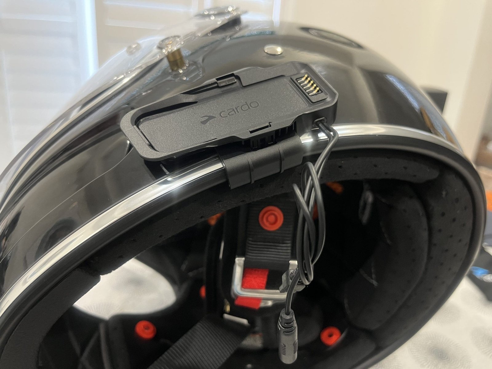 Cardo Packtalk Pro mount installed on biltwell gringo sv