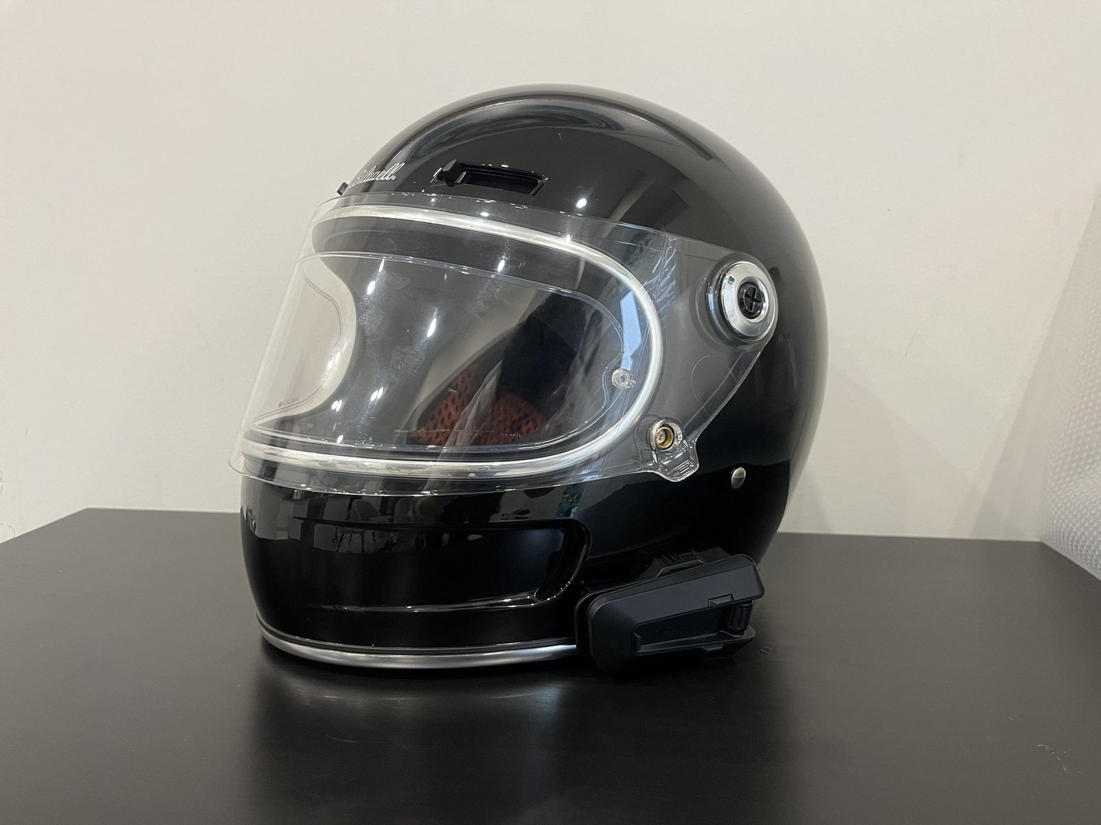 Cardo Packtalk Pro on biltwell gringo SV