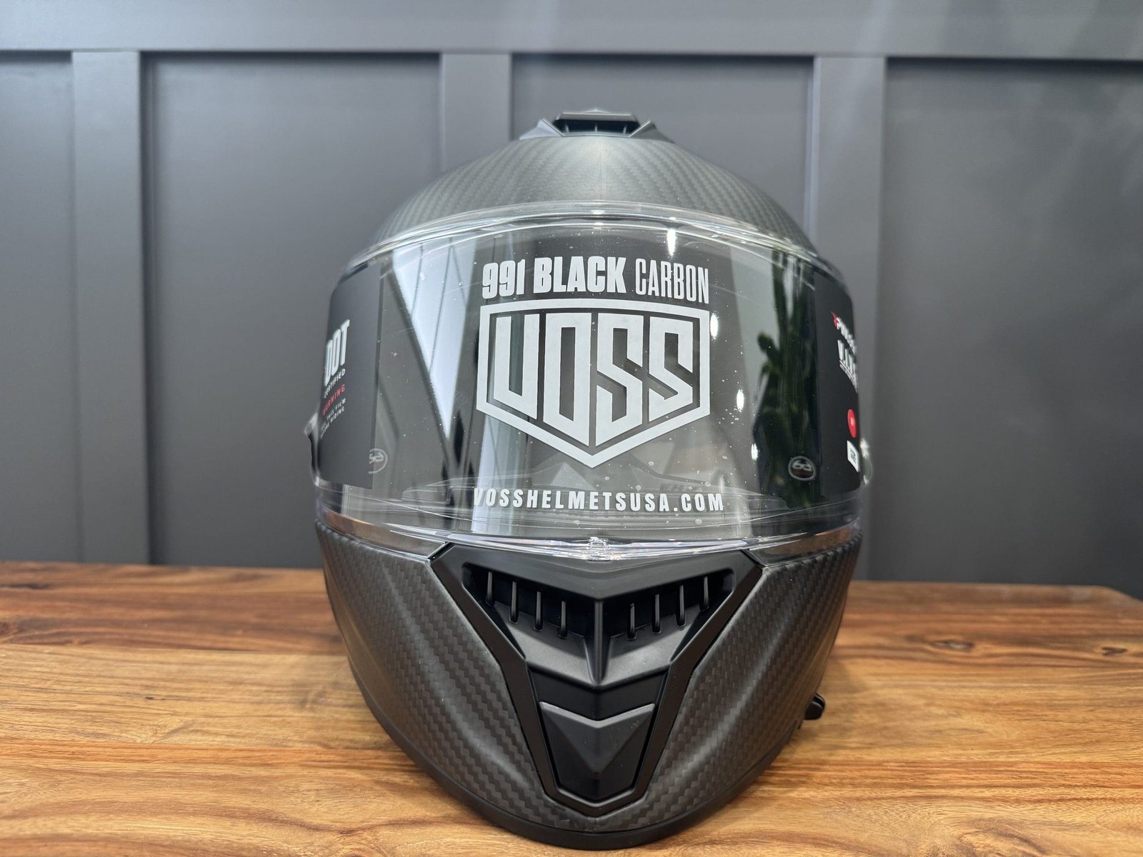 Voss 991 Carbon with clear faceshield