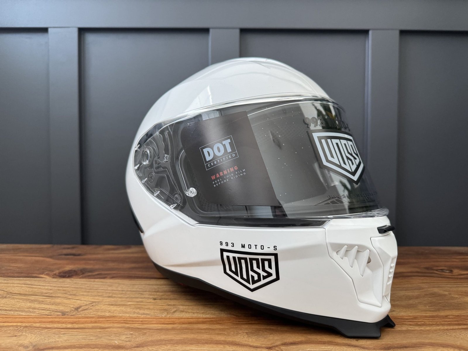Side profile of the Voss 993 Moto-S helmet