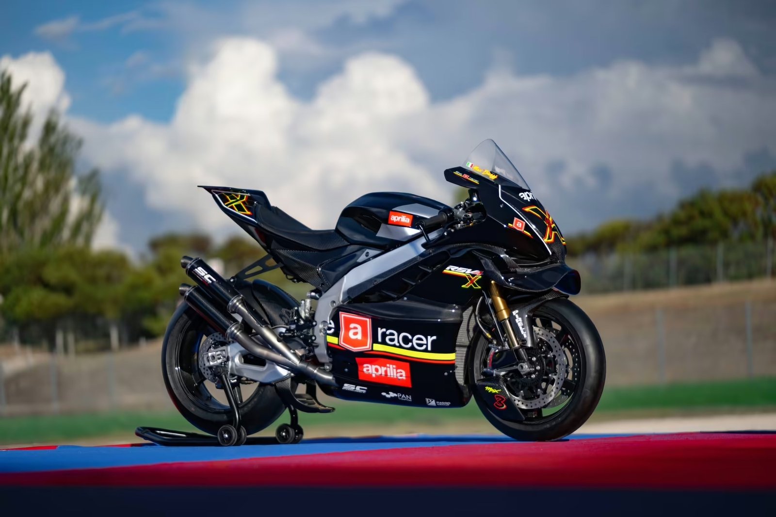 A view of Aprilia's RSV4 X Extr3ma.
