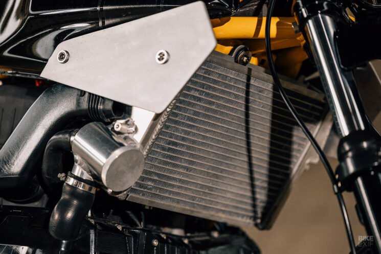 BMW K75 scrambler by 72 Performance USA