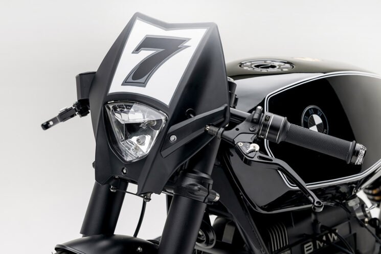 BMW R80 board tracker by WalzWerk