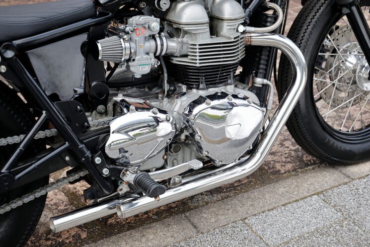 Triumph Bonneville bobber by Heiwa MC