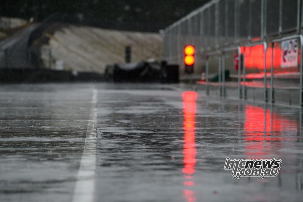 Bit wet this morning at One Raceway - Image RbMotoLens