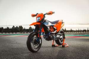 2026 ktm 690 SMC R