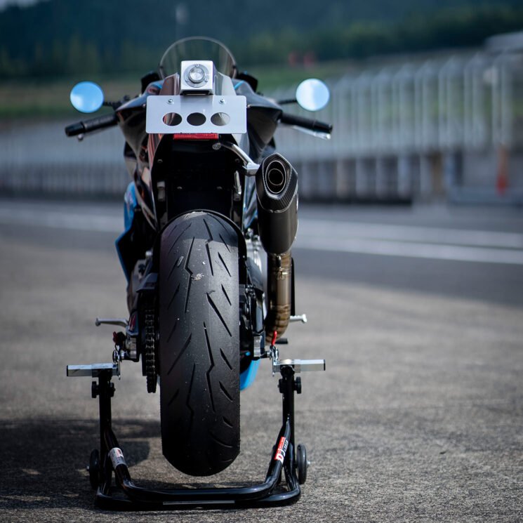 Custom Aprilia RS 660 sportbike by 46Works