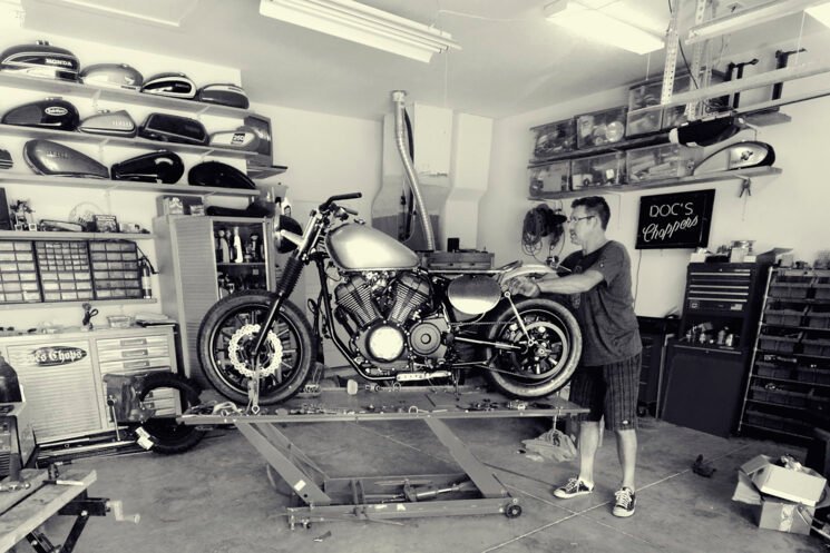 Hageman MC transforms the 2014 Yamaha Bolt into a clean retro scrambler. 