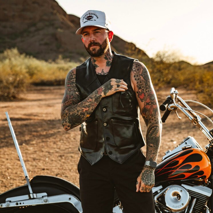 The Master Supply Journeyman Vest is a nostalgic leather vest for motorcycle riders. 